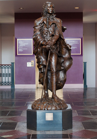 Muhlenberg Statue