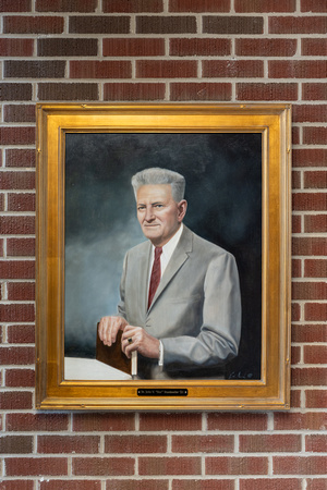 Photography- Portrait of Dr. Shankweiler--14